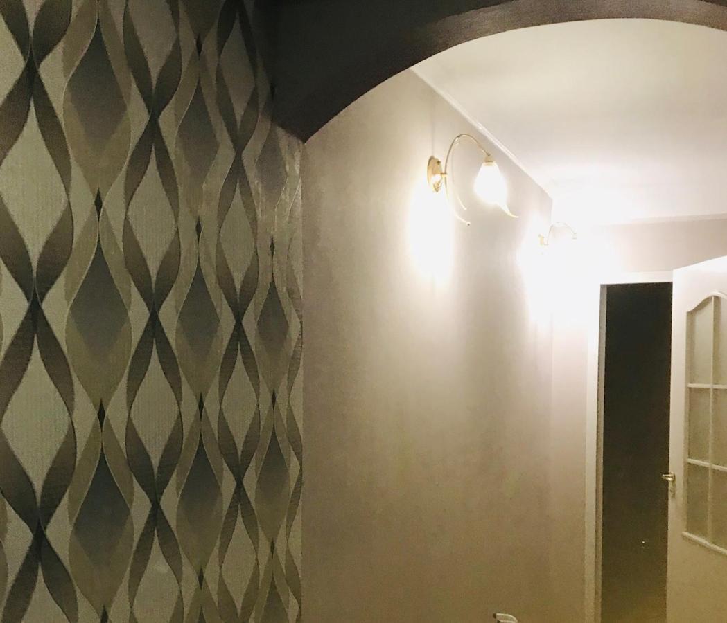 Apartment Near Metro Pecherskaya Kiev Esterno foto