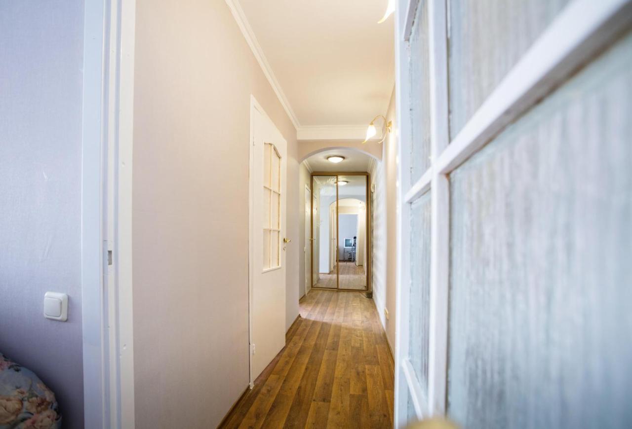 Apartment Near Metro Pecherskaya Kiev Esterno foto