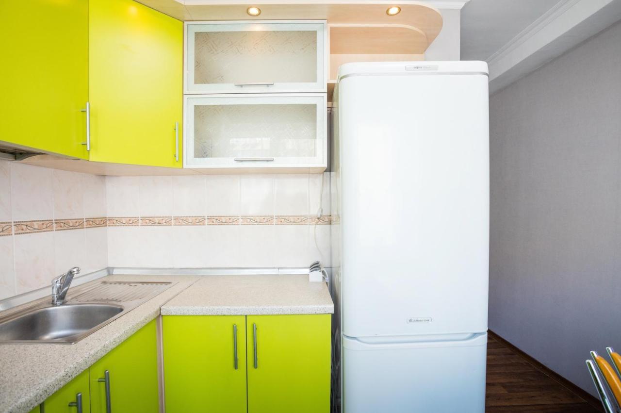 Apartment Near Metro Pecherskaya Kiev Esterno foto