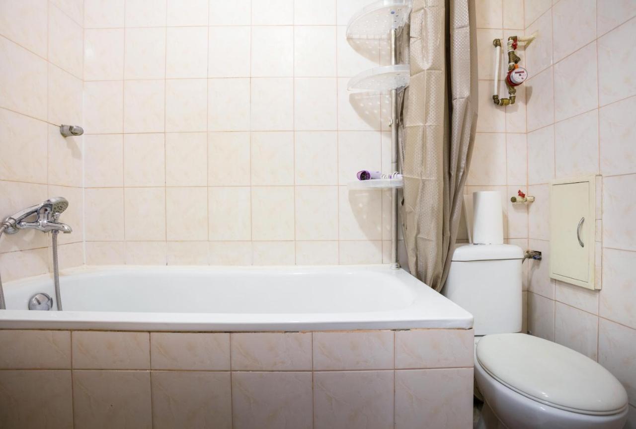Apartment Near Metro Pecherskaya Kiev Esterno foto