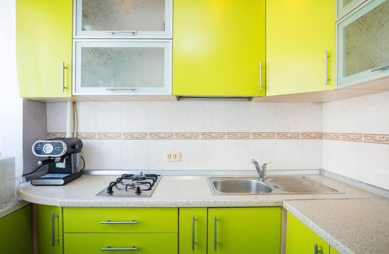 Apartment Near Metro Pecherskaya Kiev Esterno foto